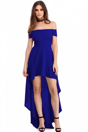 Синее вечернее платье с открытыми плечами и асимметричной юбкой со шлейфом