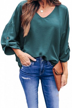 Зеленая свободная блуза с V-образным вырезом и хлястиками на рукавах