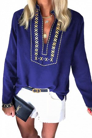 Синяя блузка с воротником-стойкой и золотистой вышивкой с стиле бохо