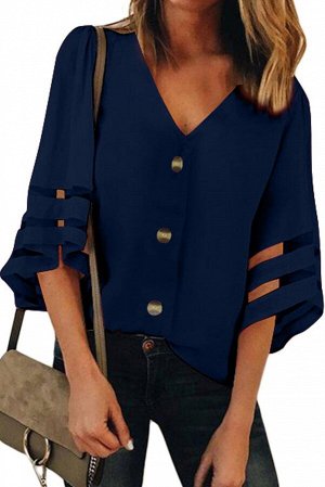 Темно-синяя блуза с застежкой на пуговицы и прозрачными полосами на рукавах