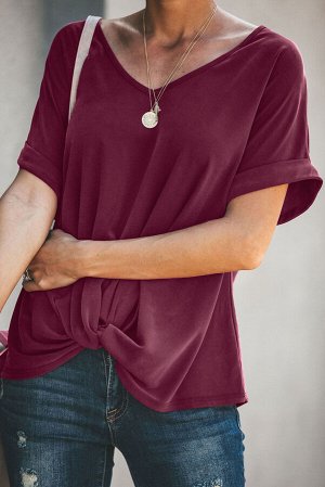 Гранатовая свободная блуза с короткими рукавами и узлом снизу