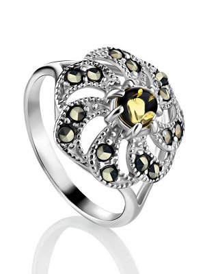 Нарядное кольцо «Эйфория» из серебра и зелёного янтаря, 006302478