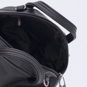 Сумка 11 см x 18(min15) см x 8 cm  (высота x длина  x ширина ) Компактная микро-сумочка кросс-боди из мягкой кожи, носится на плече или через плечо. Сумка закрывается на молнию. Внутри карман на молни