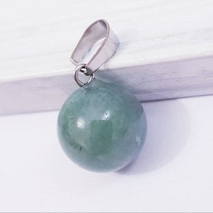 Кулон Aвaнтюpин зелёный натуральный камень