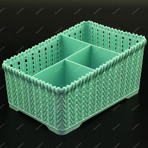 Корзинка-органайзер, пластиковая, на 4 ячейки, для  для хранения домашних мелочей.