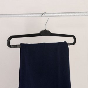 Вешалка для брюк с поролоном, 41?16,5 см, цвет чёрный