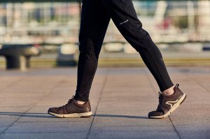 Мужские кроссовки для активной ходьбы Fitwalk Resist коричневые NEWFEEL