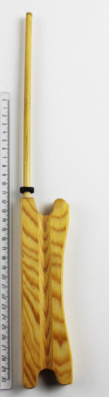 Удочка зимняя №5 JpFishing (деревянная, поролон, кончик бамбук, ручка:19см, дырка 8мм)