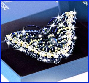 77-Б-17(S) Брошь Бабочка Джинс с кристаллами "Образа в каменьях"