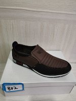 Кроссовки