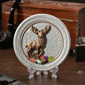 Тарелка сувенирная "Олень северный", керамика, гипс, минералы, d=11 см