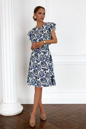 Платье Размер: 42 / 44 / 46 / 48
Красивое платье из легкого текстильного полотна.
Идеально по фигуре, очень красивая обработка рукава.
Сзади замок 50  см .
35 % вискоза 65 % полиэстер