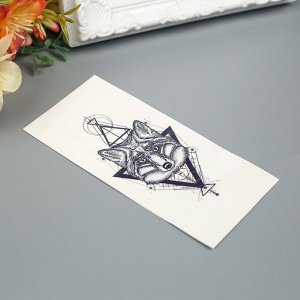 Татуировка на тело "Лиса с треугольниками"