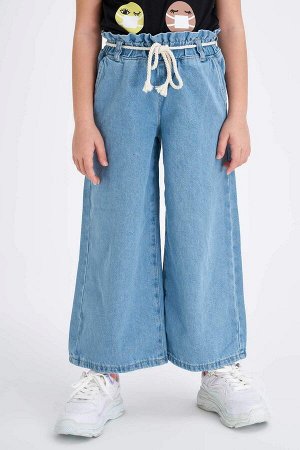 джинсы Размеры модели: рост: 1,17 Надет размер: 7/8 лет =Хлопок 100%