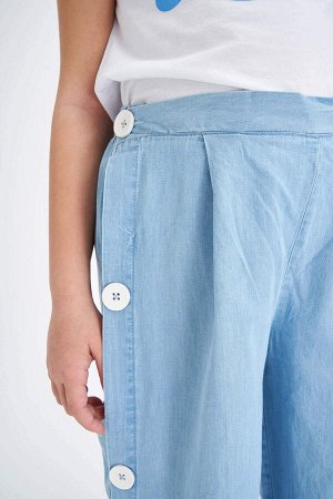джинсы Размеры модели: рост: 1,17 Надет размер: 7/8 Хлопок 100%