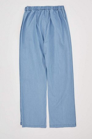 джинсы Размеры модели: рост: 1,17 Надет размер: 7/8 Хлопок 100%