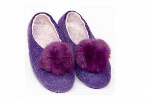 Фиолетовые Дизайнерские войлочные тапочки, ручная работа. Очень мягкие и приятные в носке, отлично испаряют влагу и остаются сухими. Мы гарантируем, что после того, как Вы поносите домашние тапочки из