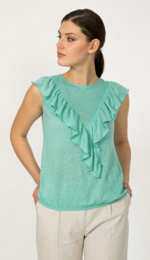 Блуза Лён 100%
Трикотажная блуза прямого силуэта, с округлым вырезом горловины, без рукавов.
Спинка со средним швом, фигурными кокетками, V-образным вырезом и завязками по горловине. На переде наклонн
