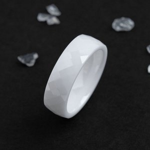 Кольцо керамика "Минимал" огранка ромб, 6мм, цвет белый, 19 размер