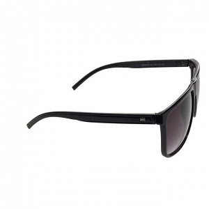 Стильные мужские очки Gamer в чёрной оправе с затемнёнными линзами.