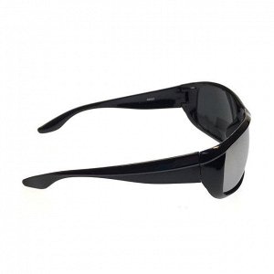 Стильные мужские очки Swer в чёрной оправе с зеркально-серебристыми линзами.