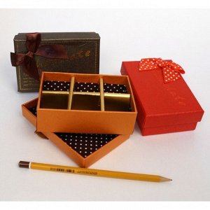 Коробка картон под конфеты 12 х 8 х 4 см