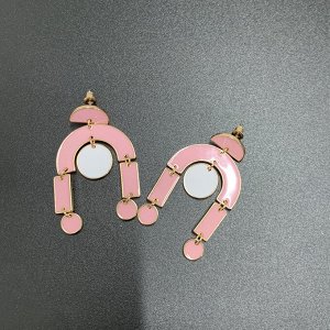 Серьги с подвесками из розовой эмали 'Фламинго'