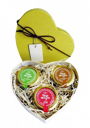 Подарочный набор Медовое сердце крем-мёд с малиной, киви и кедровыми орешками