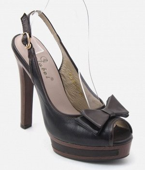 Босоножки Страна производитель: Китай
Размер женской обуви x: 35
Полнота обуви: Тип «F» или «Fx»
Цвет: Черный
Размер женской обуви: 35, 36, 37, 38, 39, 40
натуральная кожа.
стелька - натуральная кожа
