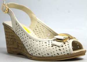 Босоножки Страна производитель: Турция
Размер женской обуви x: 36
Материал верха: Натуральная кожа
Высота платформы: 8 см
Размер женской обуви: 36, 36, 37, 38, 39, 40
натуральная кожа
платформа 1 - 8 