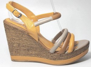 Босоножки Страна производитель: Турция
Размер женской обуви x: 36
Высота платформы: 11 см
Размер женской обуви: 36, 36, 37, 38, 39, 40
натуральная кожа
платформа 3 - 11 см