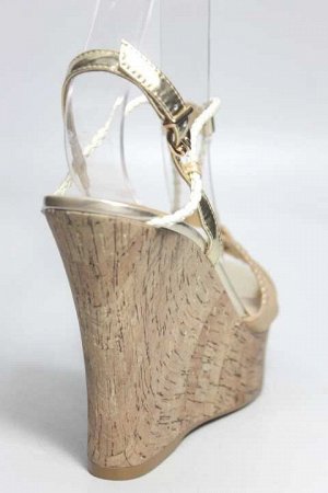 Босоножки Страна производитель: Китай
Вид обуви: Босоножки
Размер женской обуви x: 35
Полнота обуви: Тип «F» или «Fx»
Материал верха: Замша
Материал подкладки: Натуральная кожа
Тип носка: Открытый
Цве
