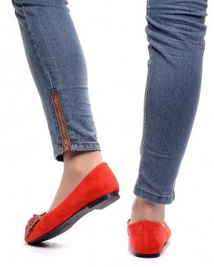 Балетки Страна производитель: Китай
Сезон: Лето
Тип носка: Закрытый
Размер женской обуви x: 36
Форма мыска/носка: Закругленный
Полнота обуви: Тип «F» или «Fx» \
Каблук/Подошва: Каблук
Высота каблука (