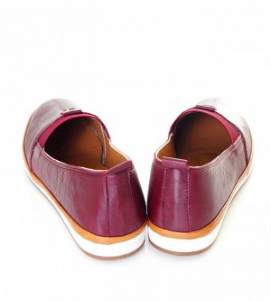 Мокасины Страна производитель: Китай
Вид обуви: Мокасины
Размер женской обуви x: 37
Материал верха: Натуральная кожа
Материал подкладки: Натуральная кожа
Полнота обуви: Тип «F» или «Fx» \
Стиль: Город
