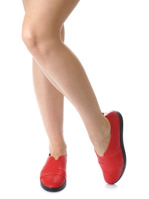 Туфли Страна производитель: Турция
Размер женской обуви: 36, 36, 37, 38, 39, 40
Полнота обуви: Тип «F» или «Fx»
Вид обуви: Слипоны
Сезон: Лето
Материал верха: Натуральная кожа
Материал подкладки: Нату