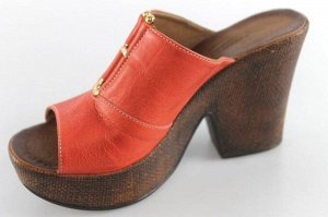 Шлепки Страна производитель: Турция
Размер женской обуви x: 37
Полнота обуви: Тип «F» или «Fx»
Вид обуви: Сабо/Клоги
Материал верха: Натуральная кожа
Материал подкладки: Натуральная кожа
Каблук/Подошв