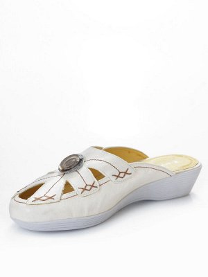 Шлепки Страна производитель: Китай
Размер женской обуви x: 35
Полнота обуви: Тип «F» или «Fx»
Вид обуви: Шлепанцы
Материал верха: Нубук
Материал подкладки: Натуральная кожа
Материал подошвы: Резина
Ст