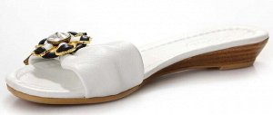 Шлепки Страна производитель: Турция
Полнота обуви: Тип «F» или «Fx»
Вид обуви: Шлепанцы
Материал верха: Натуральная кожа
Материал подкладки: Натуральная кожа
Стиль: Городской
Цвет: Белый
Каблук/Подошв