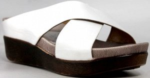 Шлепки Страна производитель: Турция
Размер женской обуви x: 36
Материал верха: Натуральная кожа
Материал подкладки: Натуральная кожа
Цвет: Белый
Размер женской обуви: 36, 37, 38, 39
натуральная кожа
т