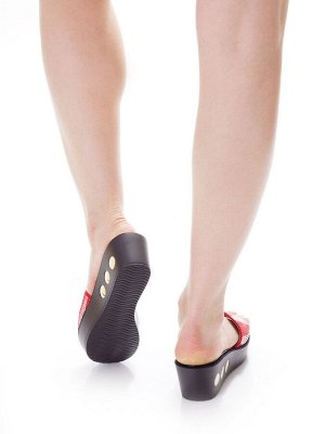 Шлепки Страна производитель: Китай
Вид обуви: Шлепанцы
Размер женской обуви x: 35
Полнота обуви: Тип «F» или «Fx»
Материал верха: Замша
Материал подкладки: Натуральная кожа
Стиль: Повседневный
Цвет: К