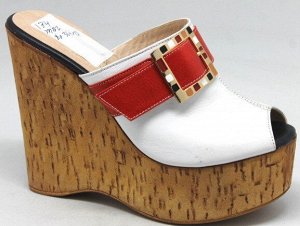 Шлепки Размер женской обуви x: 36
Полнота обуви: Тип «D»
Размер женской обуви: 36, 36, 37, 38, 39, 40
натуральная кожа
платформа 4 - 13 см