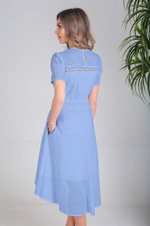 Платье Платье SandyNA 13420 голубой 
Состав ткани: Хлопок-100%; 
Рост: 170 см.

Платье расширенного к низу силуэта, длиной 116,0см (по снинке), с втачным покроем рукава. Платье выполнено из ткани с ш