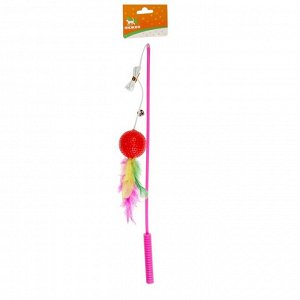 Дразнилка-удочка с легким шариком и перьями, длина ручки 36,5 см, микс цветов