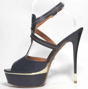 Босоножки Страна производитель: Китай
Вид обуви: Босоножки
Размер женской обуви x: 35
Полнота обуви: Тип «F» или «Fx»
Материал верха: Натуральная кожа
Каблук/Подошва: Каблук
Высота каблука (см): 13,5
