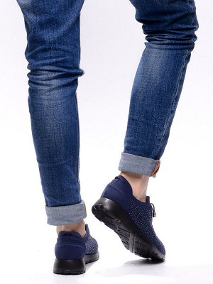 Кроссовки Страна производитель: Турция
Вид обуви: Кроссовки
Размер женской обуви x: 36
Полнота обуви: Тип «F» или «Fx»
Сезон: Весна/осень
Цвет: Синий
Материал верха: Текстиль
Материал подкладки: Натур