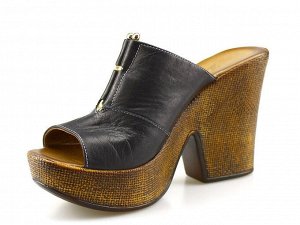 Шлепки Страна производитель: Турция
Размер женской обуви x: 36
Полнота обуви: Тип «F» или «Fx»
Материал верха: Натуральная кожа
Стиль: Городской
Цвет: Черный
Каблук/Подошва: Каблук
Высота каблука (см)