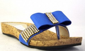 Шлепки Страна производитель: Турция
Вид обуви: Шлепанцы
Размер женской обуви x: 37
Полнота обуви: Тип «F» или «Fx»
Материал подкладки: Без подкладки
Стиль: Городской
Цвет: Синий
Форма мыска/носка: Зак