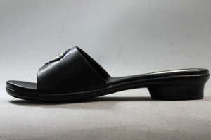 Шлепки Страна производитель: Китай
Полнота обуви: Тип «F» или «Fx»
Вид обуви: Шлепанцы
Материал верха: Натуральная кожа
Материал подкладки: Натуральная кожа
Стиль: Городской
Форма мыска/носка: Закругл
