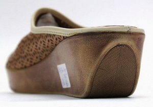 Шлепки Страна производитель: Турция
Размер женской обуви x: 36
Размер женской обуви: 36, 36, 37, 38, 39, 40
натуральная кожа
стелька - натуральная кожа
на размер меньше \
танкетка 1 - 5 см