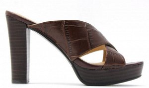Шлепки Полнота обуви: Тип «F» или «Fx»
Вид обуви: Сабо/Клоги
Материал верха: Натуральная кожа
Материал подкладки: Натуральная кожа
Каблук/Подошва: Каблук
Высота каблука (см): 10
Размер женской обуви: 